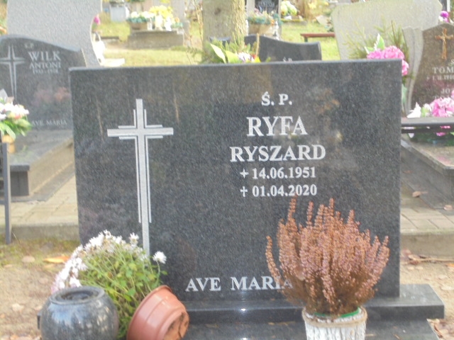 Ryszard Ryfa 1951 Elbląg - Grobonet - Wyszukiwarka osób pochowanych