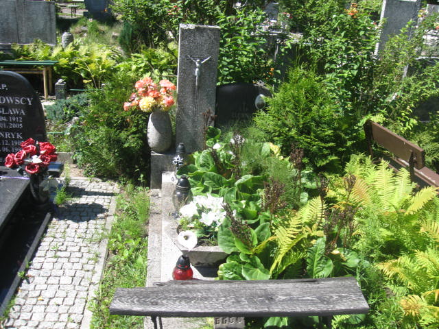 Grób Eleonora Basior