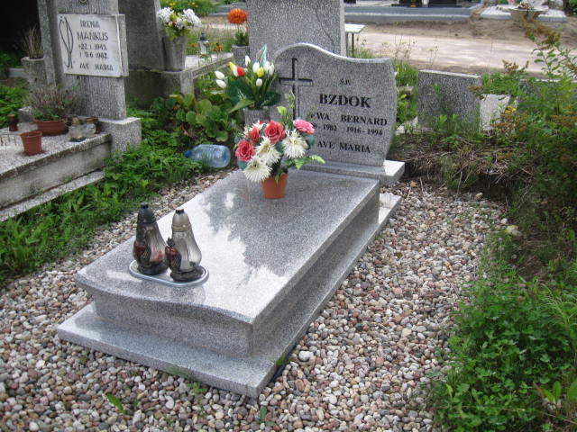 Grób Ewa Bzdok