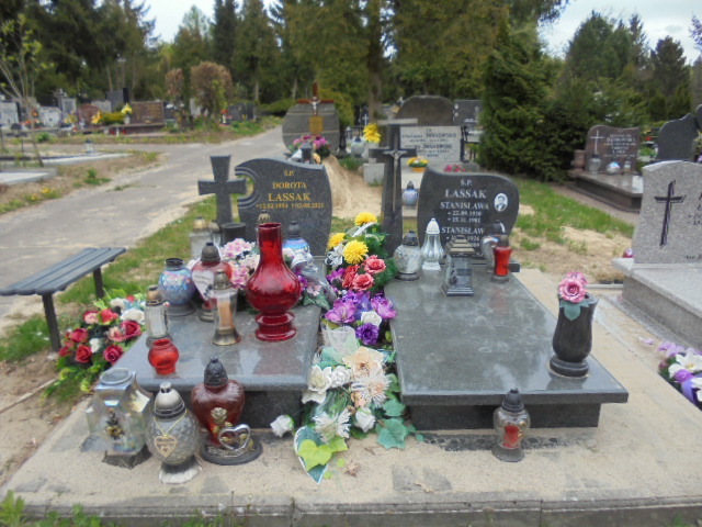 Grób Stanisław Lassak