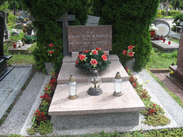 Grób Władysław Kamiński