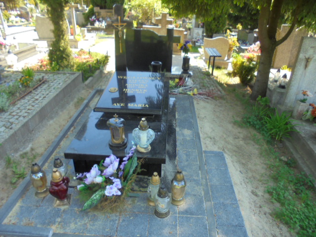 Grób Monika Węgłowska