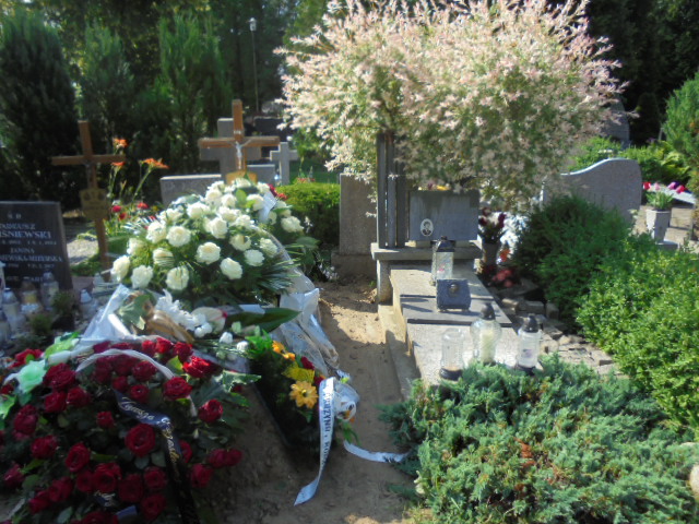 Grób Ryszard Mackiewicz